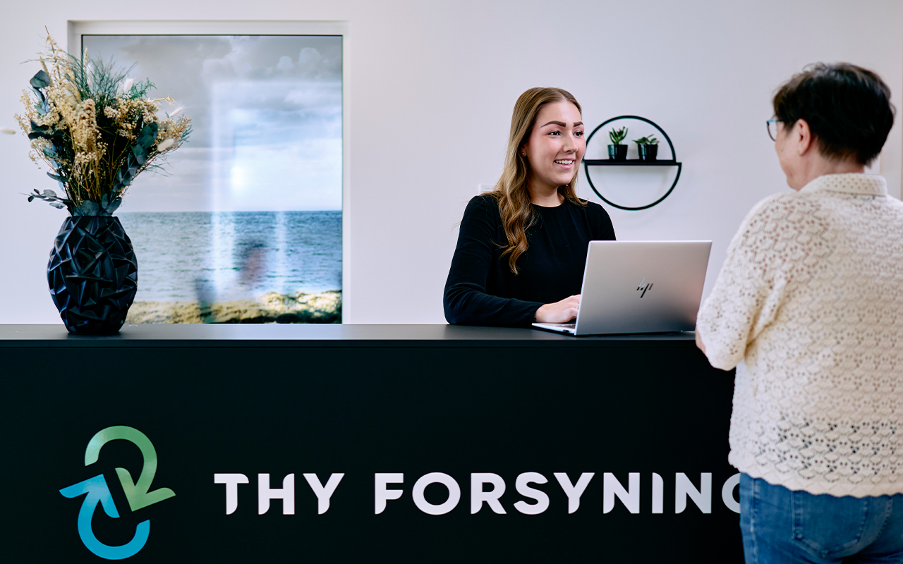 Thy Forsynings kundeservicemedarbejder i receptionen